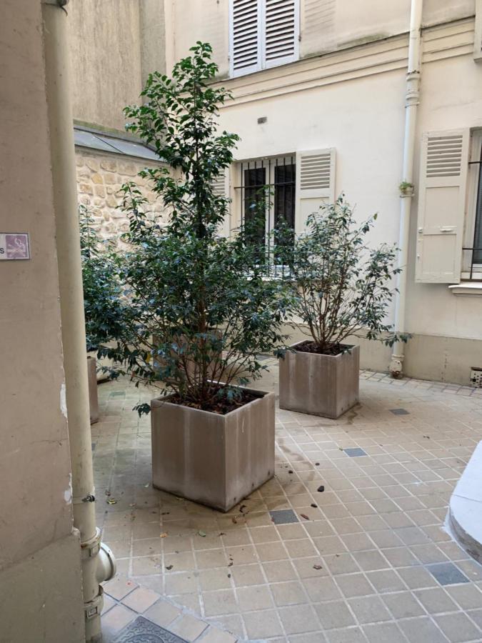- Etoile - Rue Des Acacias * París